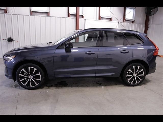 2025 Volvo XC60 Plus