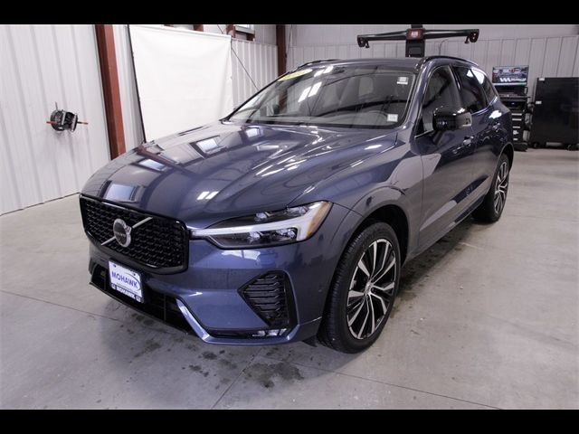 2025 Volvo XC60 Plus