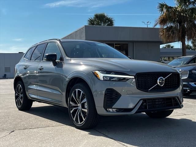 2025 Volvo XC60 Plus