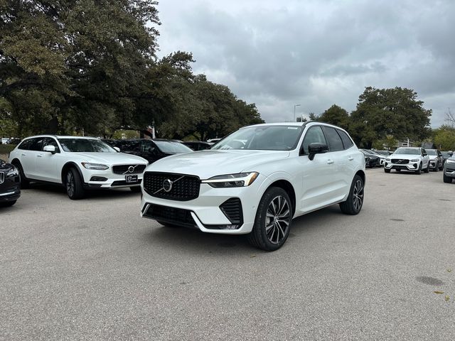 2025 Volvo XC60 Plus