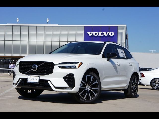 2025 Volvo XC60 Plus