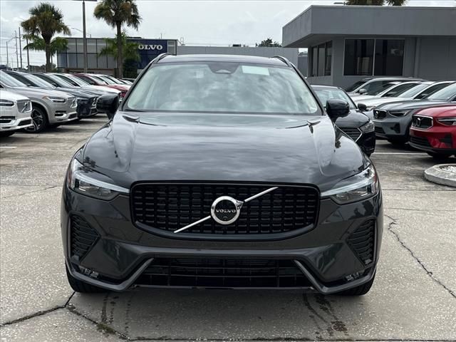 2025 Volvo XC60 Plus