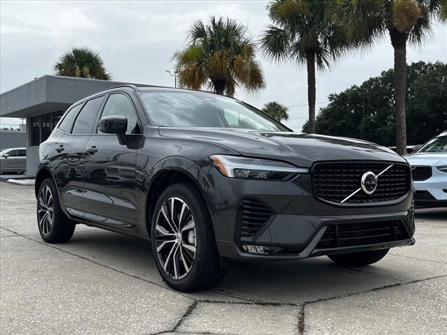 2025 Volvo XC60 Plus