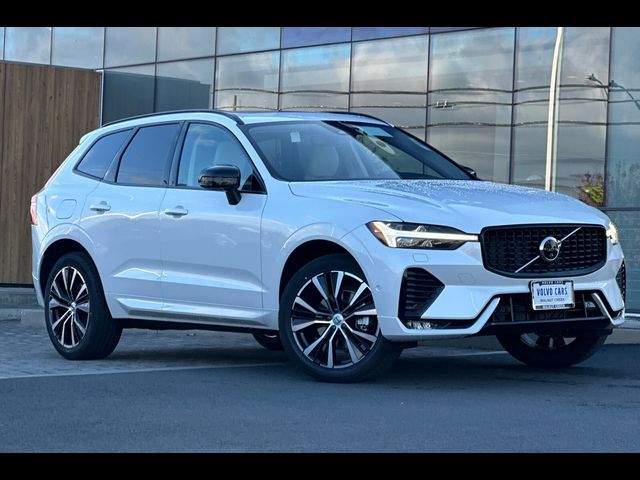 2025 Volvo XC60 Plus