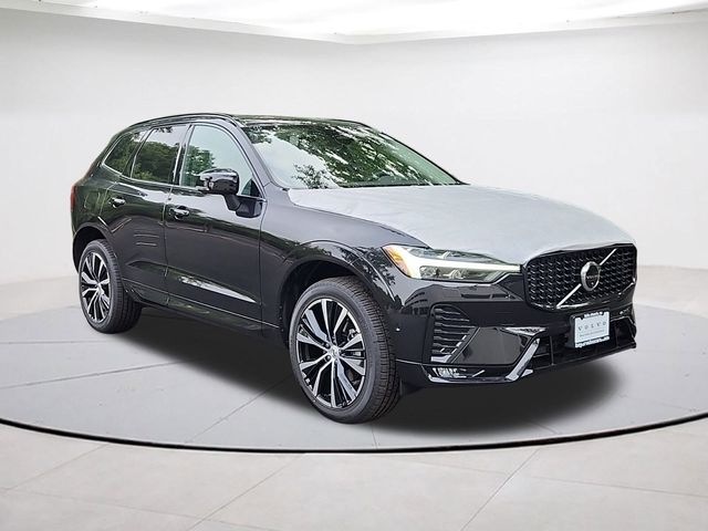 2025 Volvo XC60 Plus