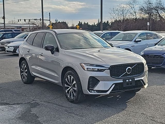 2025 Volvo XC60 Plus