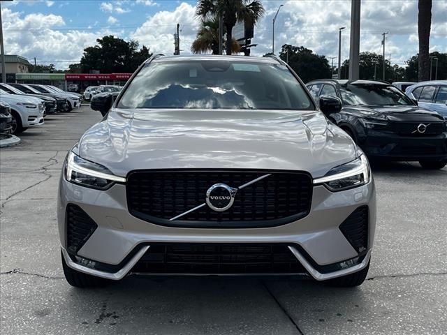 2025 Volvo XC60 Plus