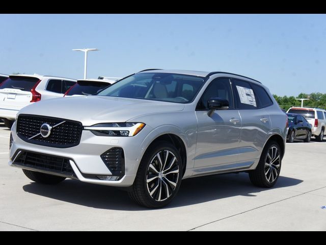 2025 Volvo XC60 Plus