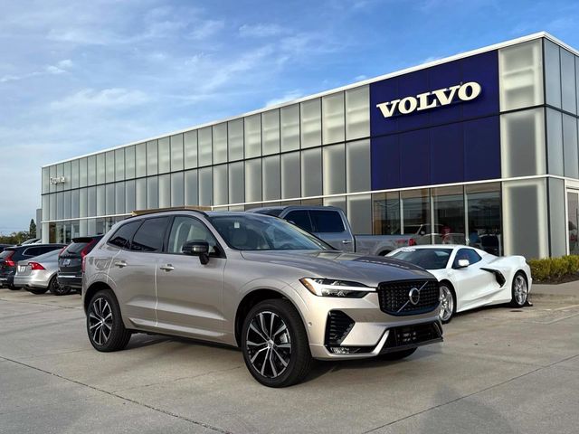 2025 Volvo XC60 Plus