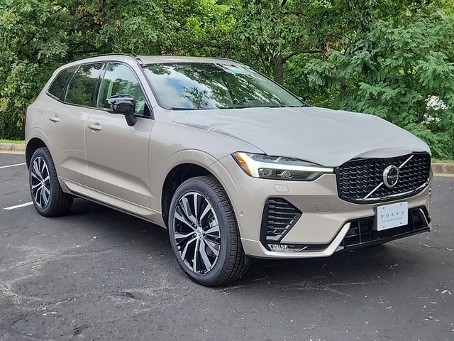 2025 Volvo XC60 Plus