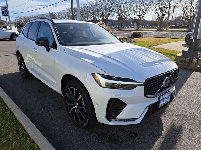 2025 Volvo XC60 Plus