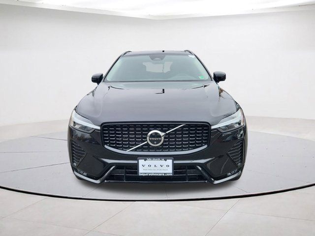 2025 Volvo XC60 Plus