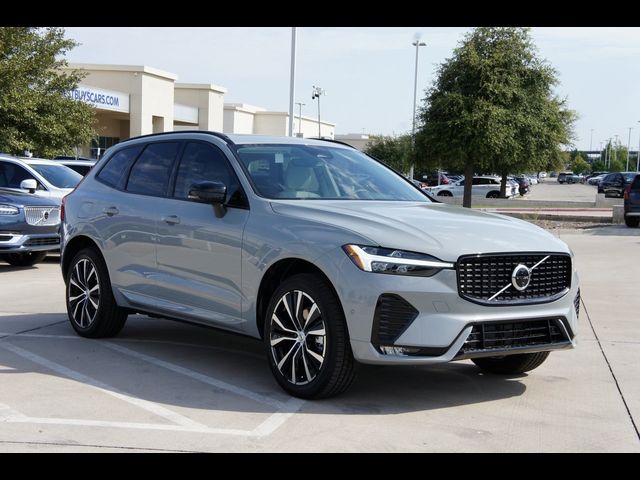 2025 Volvo XC60 Plus