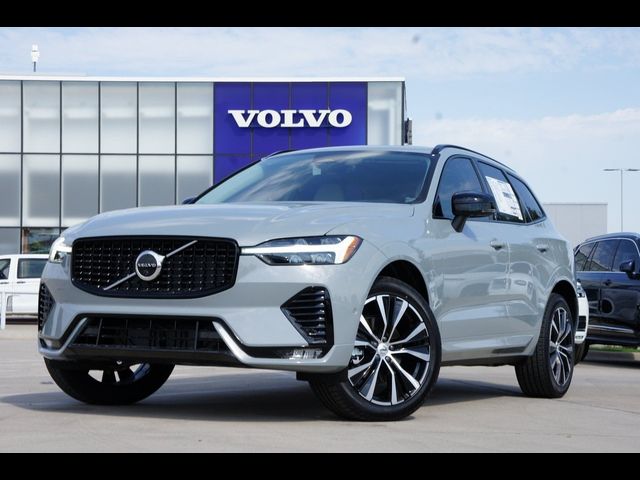 2025 Volvo XC60 Plus