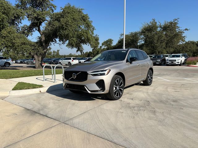 2025 Volvo XC60 Plus