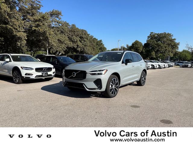 2025 Volvo XC60 Plus