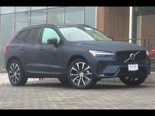 2025 Volvo XC60 Plus