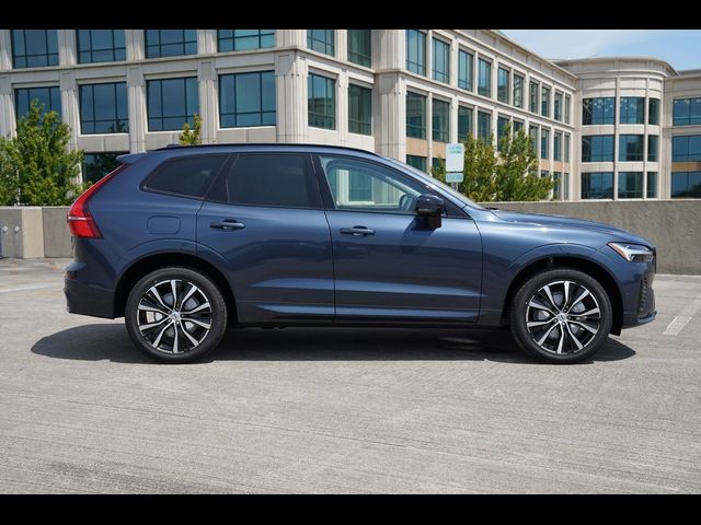 2025 Volvo XC60 Plus