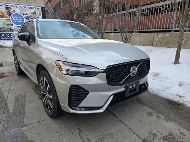 2025 Volvo XC60 Plus