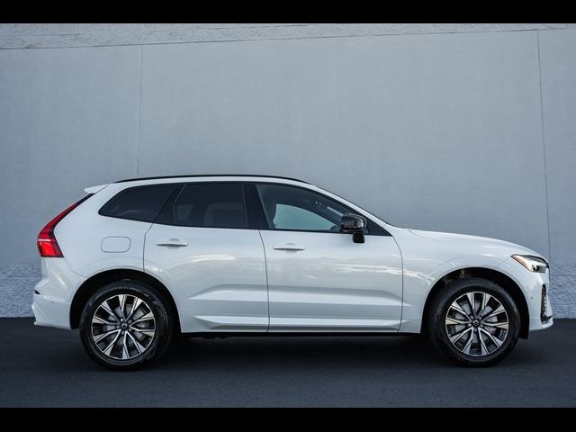 2025 Volvo XC60 Plus