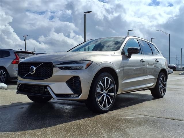 2025 Volvo XC60 Plus