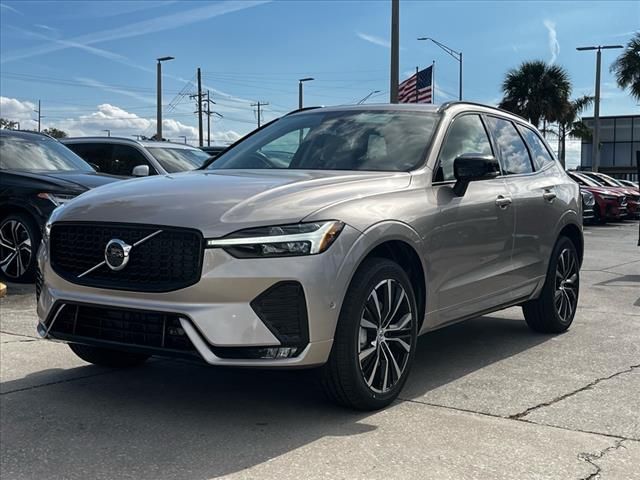 2025 Volvo XC60 Plus