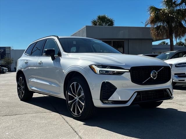 2025 Volvo XC60 Plus