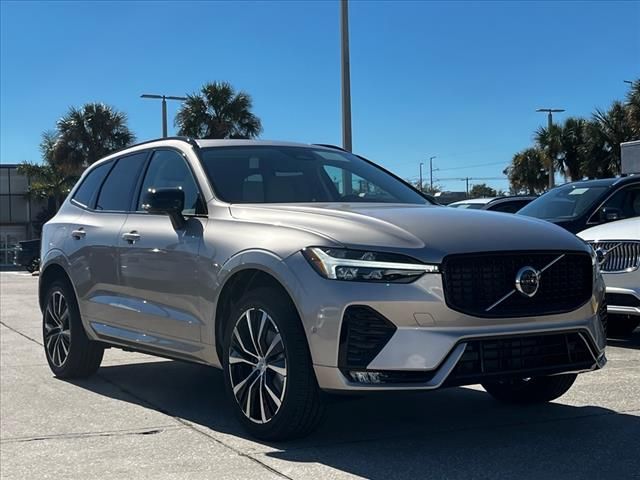 2025 Volvo XC60 Plus