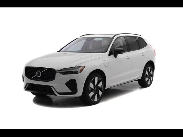 2025 Volvo XC60 Plug-In Hybrid Plus