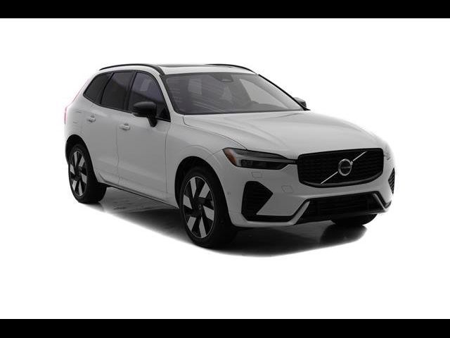 2025 Volvo XC60 Plug-In Hybrid Plus
