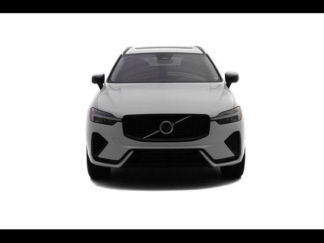 2025 Volvo XC60 Plug-In Hybrid Plus
