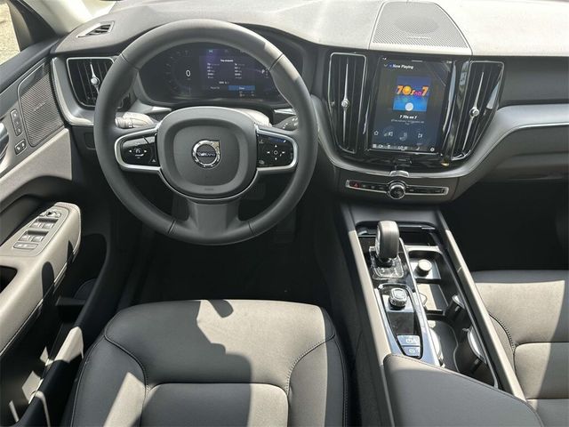 2025 Volvo XC60 Plug-In Hybrid Plus