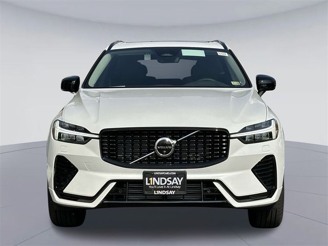 2025 Volvo XC60 Plug-In Hybrid Plus