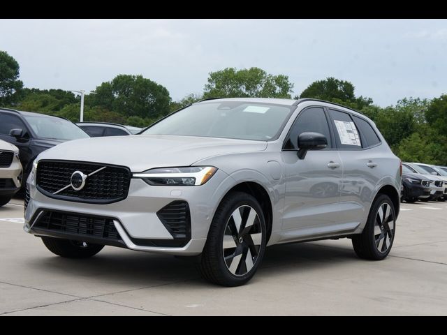 2025 Volvo XC60 Plug-In Hybrid Plus