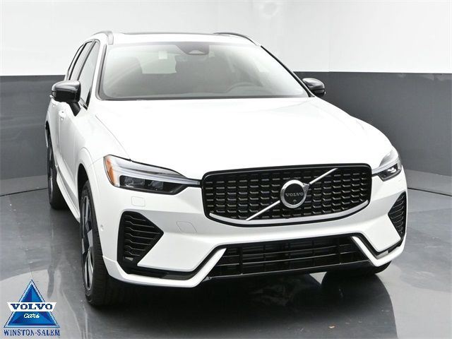 2025 Volvo XC60 Plug-In Hybrid Plus