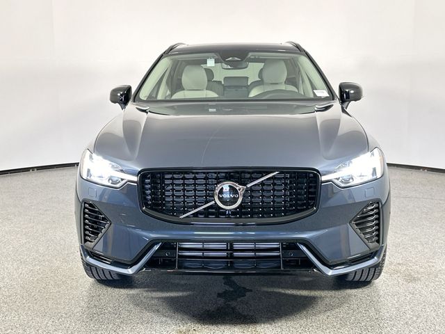 2025 Volvo XC60 Plug-In Hybrid Plus