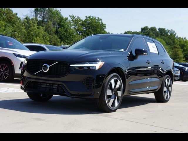 2025 Volvo XC60 Plug-In Hybrid Plus