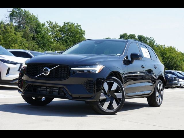 2025 Volvo XC60 Plug-In Hybrid Plus