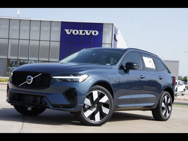 2025 Volvo XC60 Plug-In Hybrid Plus