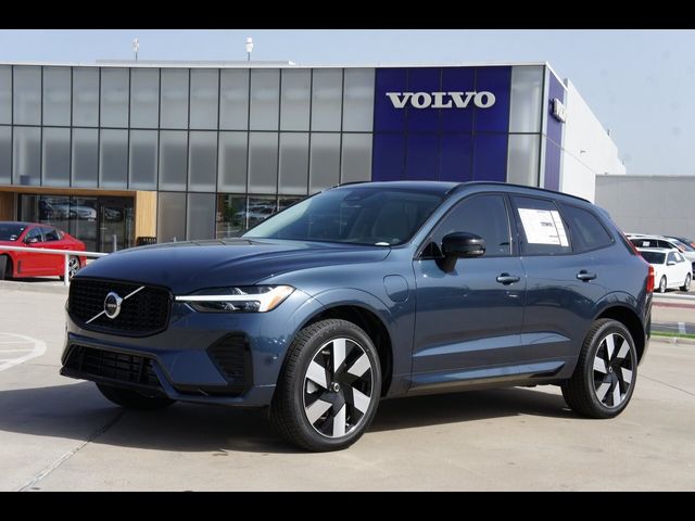 2025 Volvo XC60 Plug-In Hybrid Plus