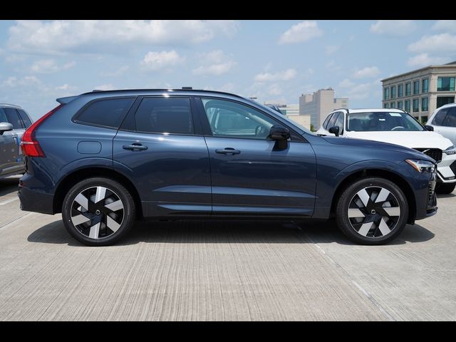 2025 Volvo XC60 Plug-In Hybrid Plus