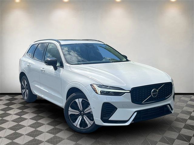 2025 Volvo XC60 Plug-In Hybrid Plus