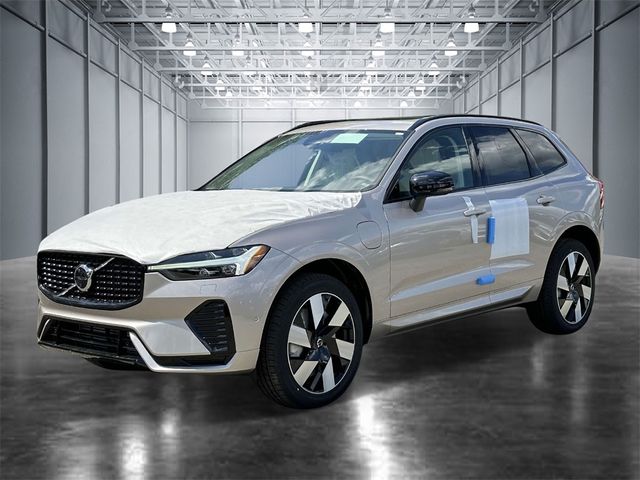 2025 Volvo XC60 Plug-In Hybrid Plus