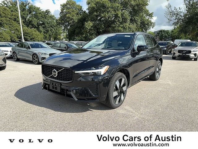 2025 Volvo XC60 Plug-In Hybrid Plus