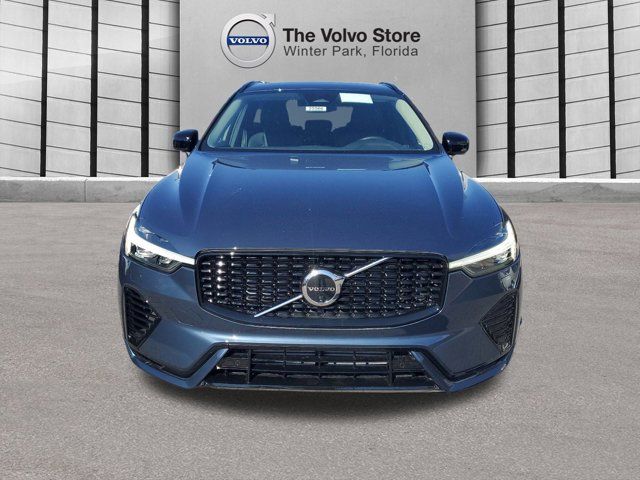 2025 Volvo XC60 Plug-In Hybrid Plus