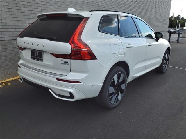 2025 Volvo XC60 Plug-In Hybrid Plus