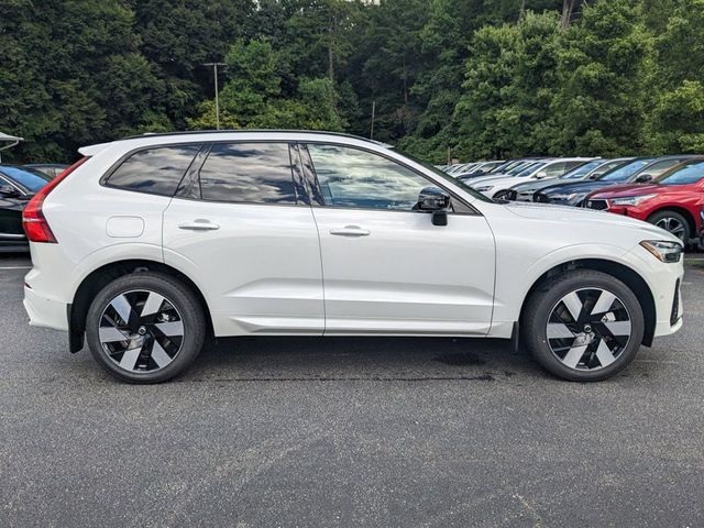 2025 Volvo XC60 Plug-In Hybrid Plus