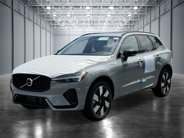 2025 Volvo XC60 Plug-In Hybrid Plus