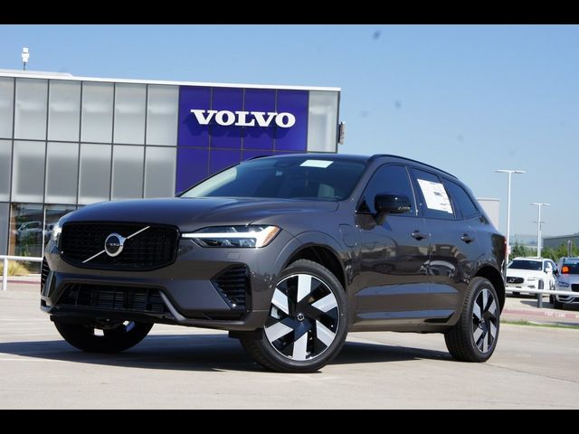 2025 Volvo XC60 Plug-In Hybrid Plus