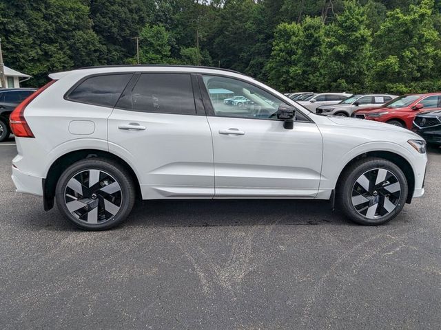 2025 Volvo XC60 Plug-In Hybrid Plus